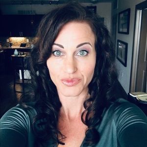 Meet your Posher, Karla